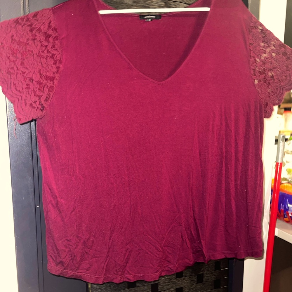 Red shirt. Only worn once
